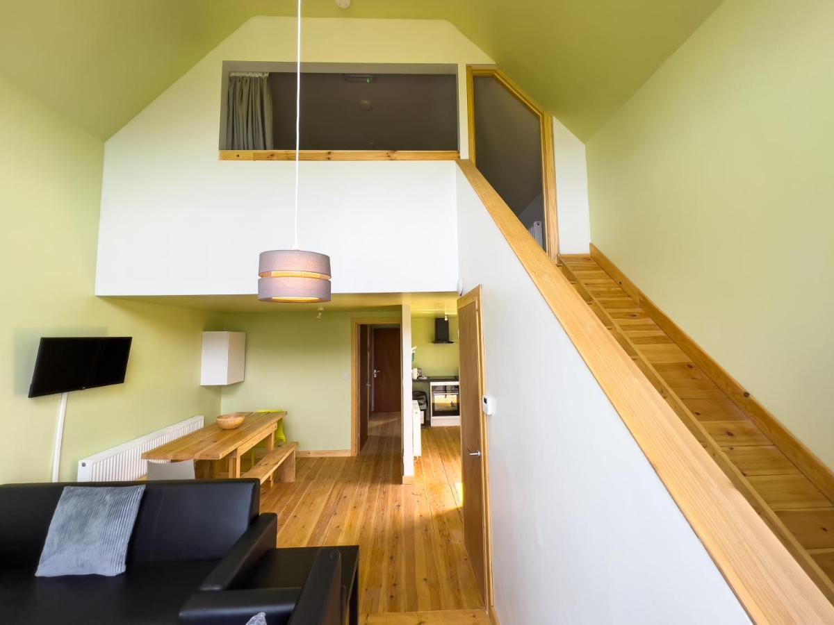 Tarset Tor - Bothy Cabin 5 เฮกแซม ภายนอก รูปภาพ